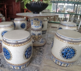 Bộ bàn sứ gốm sứ Bát Tràng men rạn cảnh rồng đắp nổi