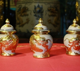 Chóe Thờ Dát Vàng Long Hý Châu - Gốm Men Rạn Cổ