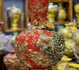 Lọ Tỏi đứng Chim Công với hoa dát vàng 24K H68